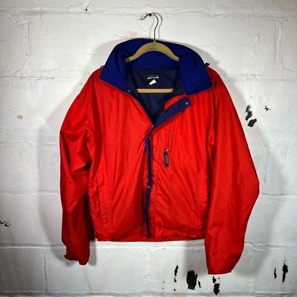 Vintage 90s Men’s Patagonia Red Ascensionist Full-Zip Soft Shell Jacket